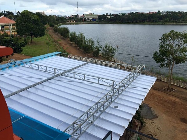 Bạt xếp lớp che nắng mưa có nhiều kiểu dáng, mẫu mã thích hợp với nhiều địa hình