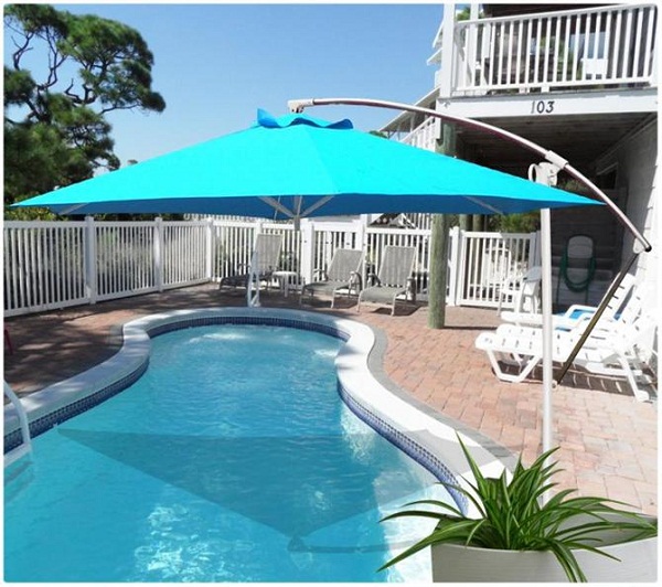 co-nen-lap-bat-che-nang-ban-cong-khong