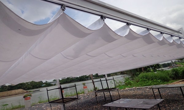 Bạt xếp lớp màu trắng